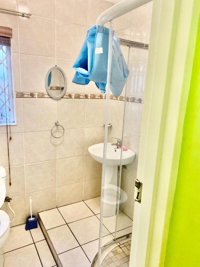 Beautiful Apartment In Century City Le Cap Extérieur photo